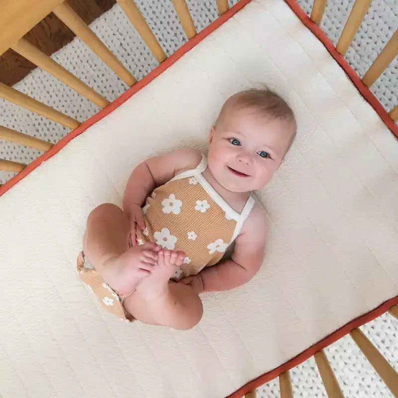Matelas pour lit de bébé Babyletto x Avocado Organic Mini - Blanc : Fermeté moyenne, respirant, mousse à mémoire de forme, 10,4 kg