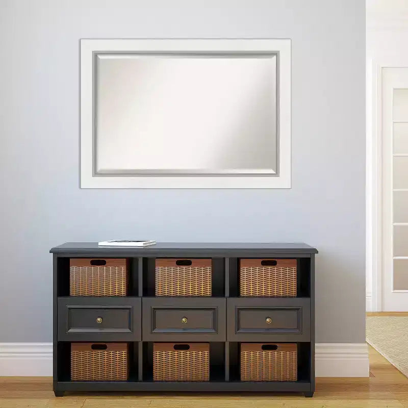 Miroir mural encadré Eva blanc 42 po x 30 po argenté - Amanti Art : Moderne biseauté, aucun assemblage requis