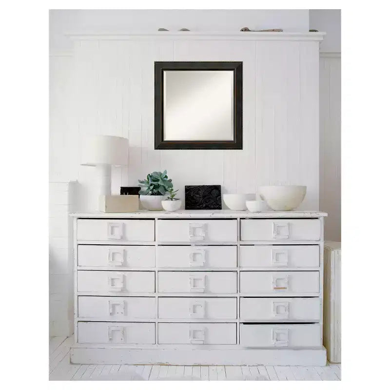 Miroir mural encadré en bois bronze Signore 24" x 24" - Amanti Art : carré biseauté, aucun assemblage, décor traditionnel