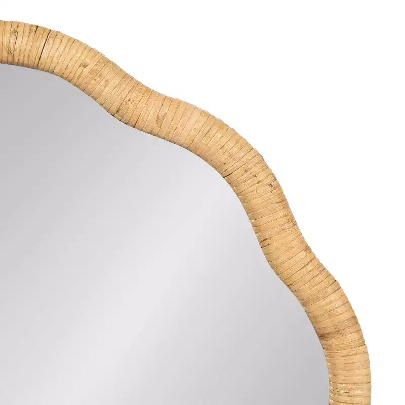 Kate & Laurel All Things Decor Miroir mural encadré Rahfy Scallop 66 cm x 66 cm naturel : style bohème, aucun assemblage requis