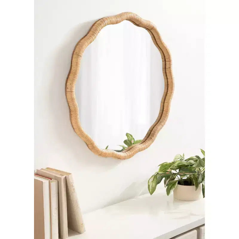 Kate & Laurel All Things Decor Miroir mural encadré Rahfy Scallop 66 cm x 66 cm naturel : style bohème, aucun assemblage requis