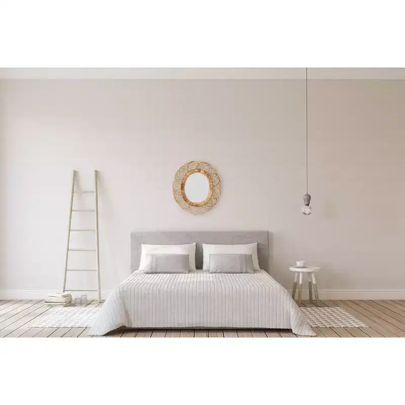 Miroir mural ovale en bambou tressé marron - Storied Home