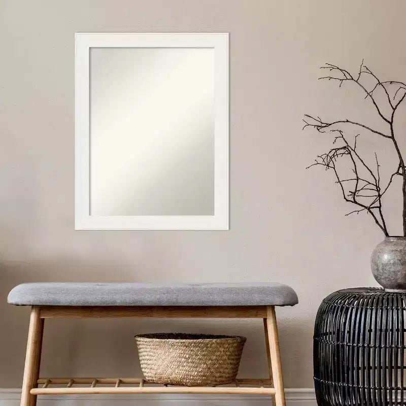 Miroir mural étroit sans biseau de 22 po x 28 po pour coiffeuse, blanc - Amanti Art