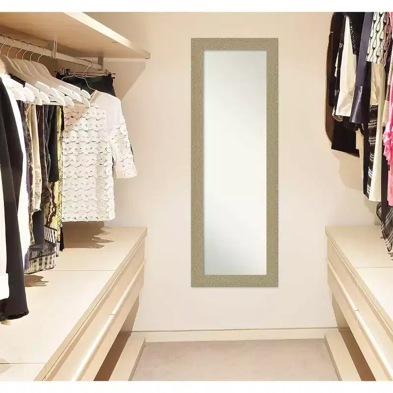 Miroir de porte pleine longueur doré mosaïque non biseauté de 18 po x 52 po - Amanti Art : à suspendre, cadre en polystyrène