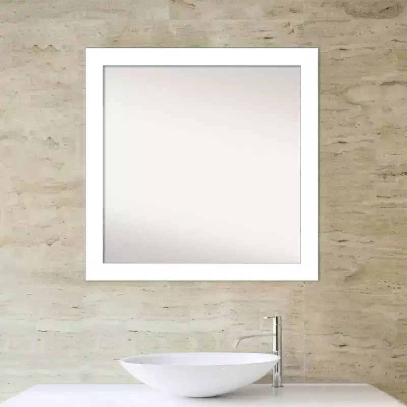 Miroir mural de salle de bain blanc sans biseau 30 po x 30 po - Amanti Art : carré moderne pour coiffeuse, quincaillerie de montage incluse