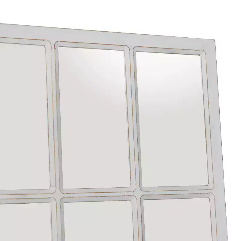 Miroir mural blanc inspiré d'une fenêtre en bois – Olivia & May : Décoration d'entrée de style ferme, rectangle 48 x 22 po