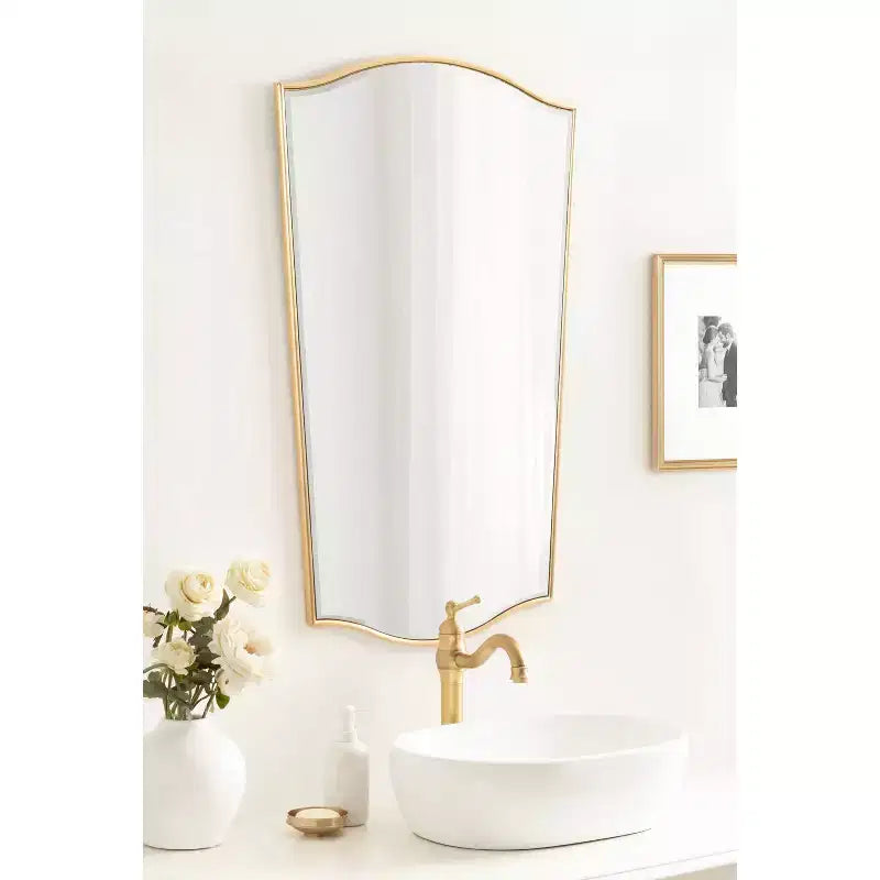 Kate & Laurel All Things Decor, Miroir mural décoratif encadré Sedelle biseauté 22"x36", doré