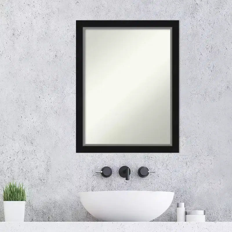 Miroir mural étroit de salle de bain en Eva sans biseau 21" x 27" Noir - Amanti Art : Rectangle moderne, cadre en polystyrène, à fixer au mur