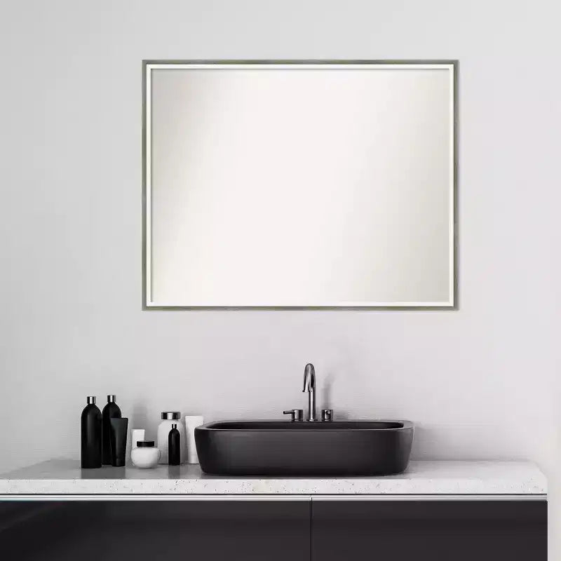 Miroir mural de salle de bain Lucie Wood sans biseau de 29 po x 23 po, argent - Amanti Art : Rectangulaire moderne, quincaillerie de montage incluse