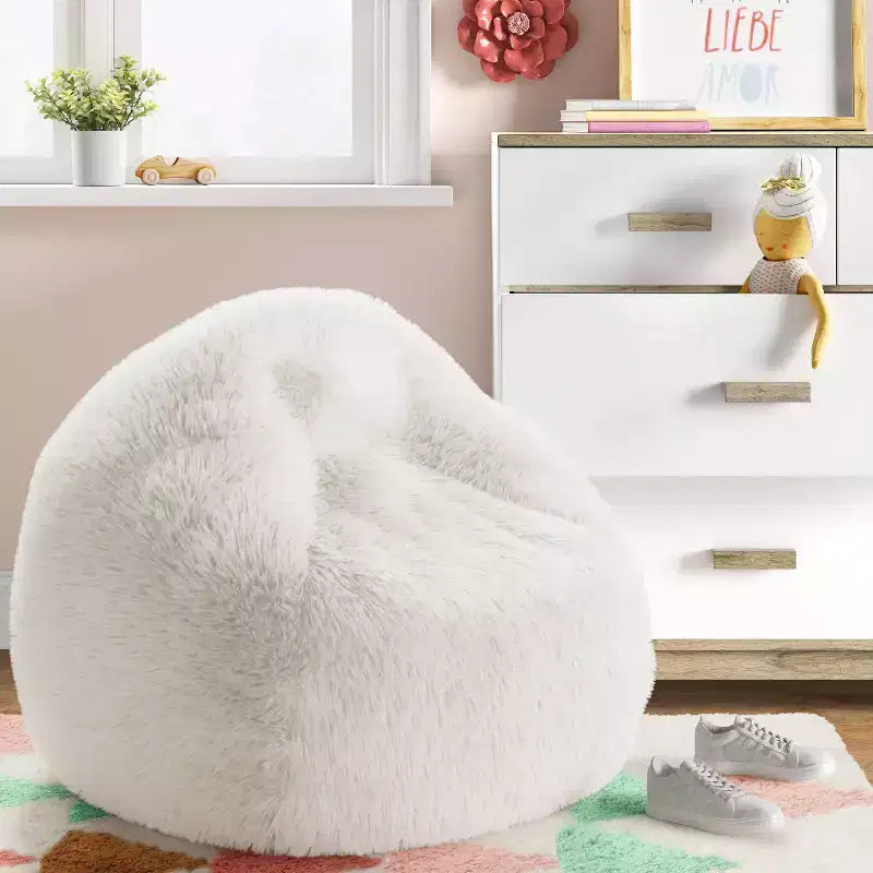 Pouf géant en fausse fourrure pour enfant, crème – Pillowfort™
