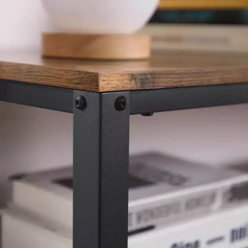 VASAGLE Table d'appoint haute à 3 niveaux, Petite table d'appoint de téléphone avec 2 étagères de rangement en maille, Chariot de cuisine, Marron rustique et Noir