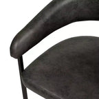 Lot de 4 chaises de salle à manger avec accoudoirs LeisureMod Aero Modern Curve Back, revêtement en cuir, assise confortable avec support rembourré pour salles à manger et cuisines