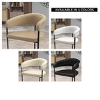 Lot de 4 chaises de salle à manger avec accoudoirs LeisureMod Aero Modern Curve Back, revêtement en cuir, assise confortable avec support rembourré pour salles à manger et cuisines