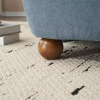 Fauteuil d'appoint moderne ultra-doux à dossier bas et sans accoudoirs, avec revêtement doux pour la peau et pieds ronds en pin exquis - ModernLuxe