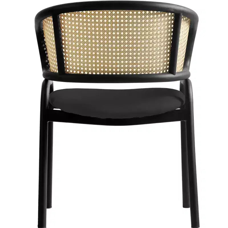 Chaise de salle à manger LeisureMod Ervilla en osier avec assise en cuir et cadre en acier noir, assise confortable pour salles à manger et cuisines