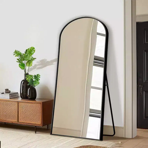 Miroir pleine longueur 71 x 32 doté d'une arche à angle droit et d'un cadre fin en alliage d'aluminium