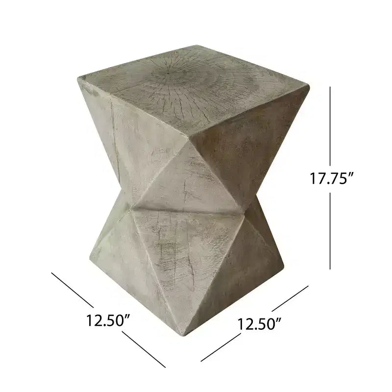 Table d'appoint peinte à la main en béton léger Waylon de Christopher Knight Home