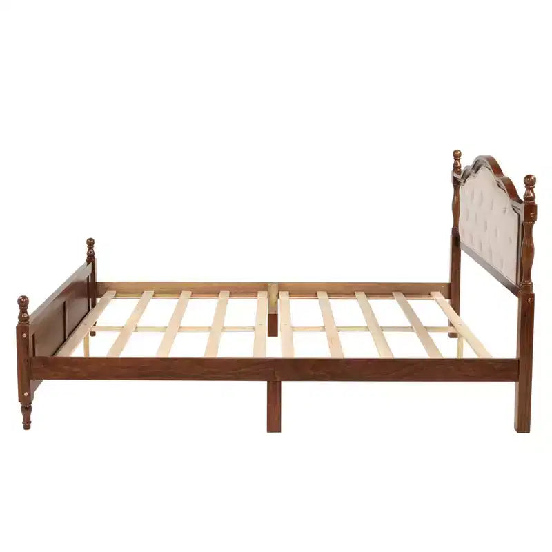 Lit en bois de pin Whisen Queen avec tête de lit capitonnée et pied de lit à panneau