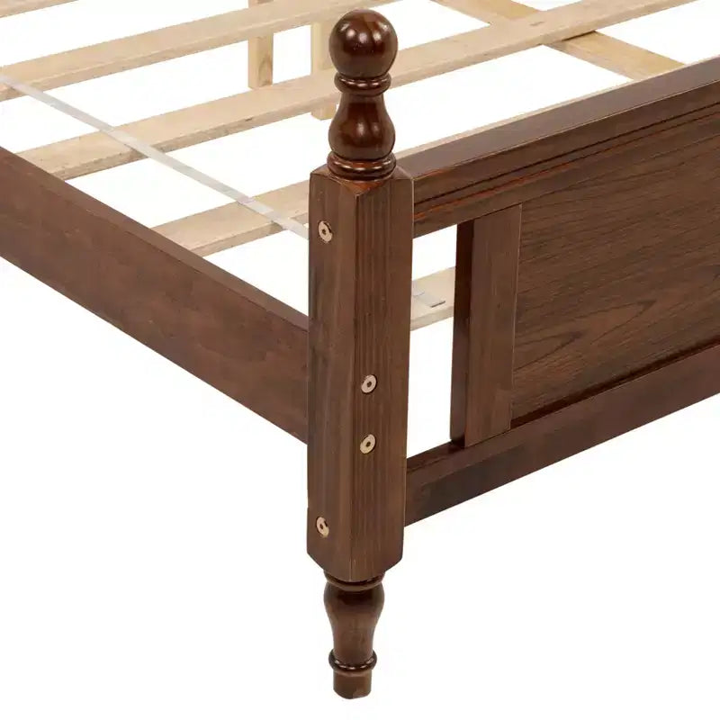 Lit en bois de pin Whisen Queen avec tête de lit capitonnée et pied de lit à panneau