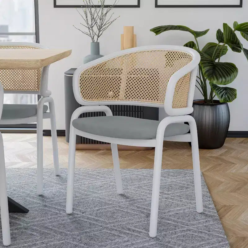 LeisureMod Ervilla - Lot de 4 chaises de salle à manger en osier avec dossier en U, assise en cuir et structure en acier - Sièges modernes pour cuisine, salle à manger, café