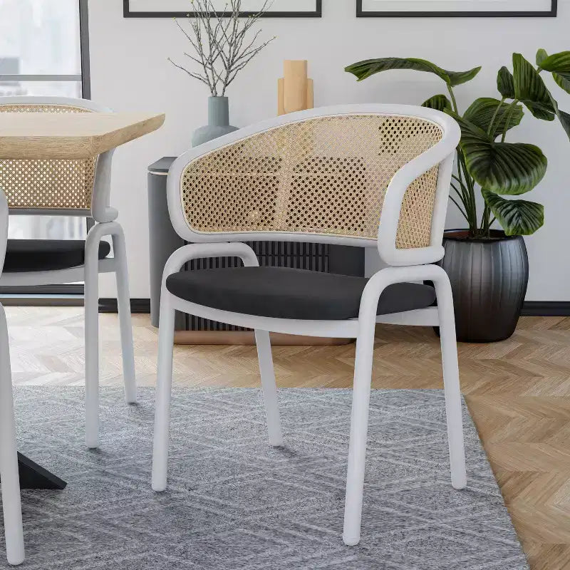 LeisureMod Ervilla - Lot de 4 chaises de salle à manger en osier avec dossier en U, assise en cuir et structure en acier - Sièges modernes pour cuisine, salle à manger, café