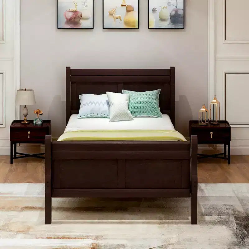 Lit plateforme Whisen Wood avec design traîneau, tête de lit, pied de lit et support à lattes robuste