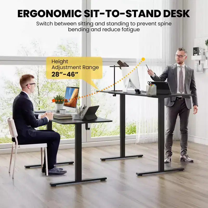 Bureau assis-debout électrique réglable en hauteur Costway 63 x 24 pouces naturel/marron/blanc