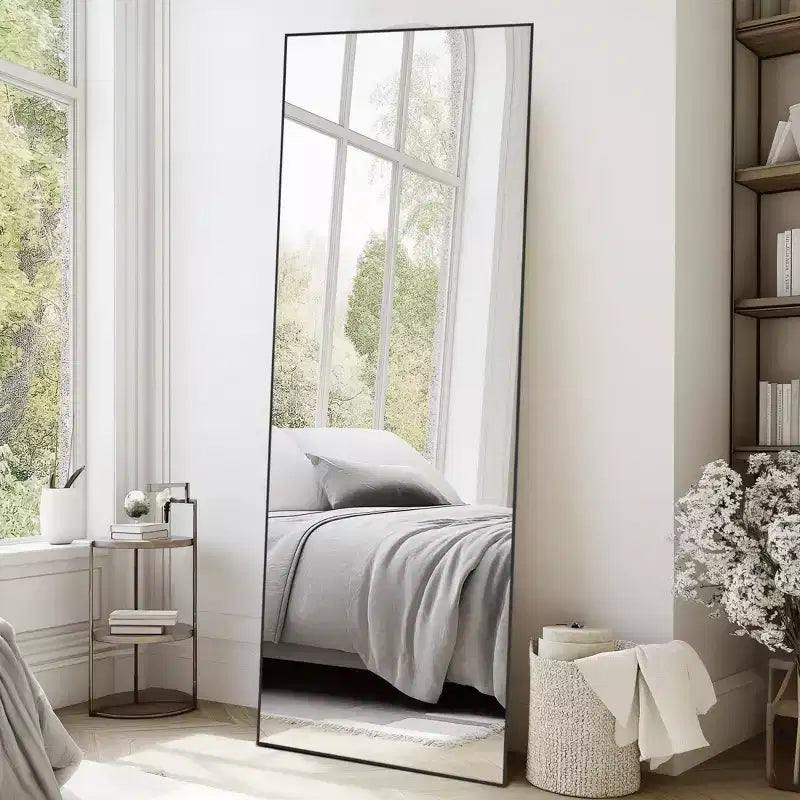 Grand miroir intégral JIONJOY 71x26 : Autoportant, mural, inclinable et suspendu pour tous vos besoins