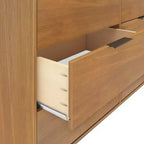 Commode à 6 tiroirs Plank+Beam avec poignées en laiton