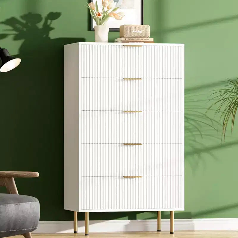 Commode en bois cannelé Garvee, 5 tiroirs pour chambre, commode haute blanche moderne avec poignée dorée, organisateur de tiroirs en bois pour salon, couloir