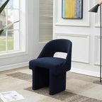 Fauteuil d'appoint moderne LeisureMod Quell avec boucle latérale – Siège élégant et confortable, dossier incurvé, parfait pour le salon, la chambre ou le boudoir