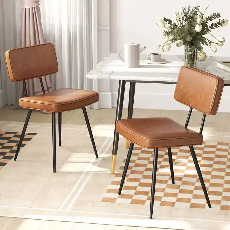 Lot de 2 chaises de salle à manger Costway avec revêtement en cuir PU, assise en éponge, design cascade, marron/vert