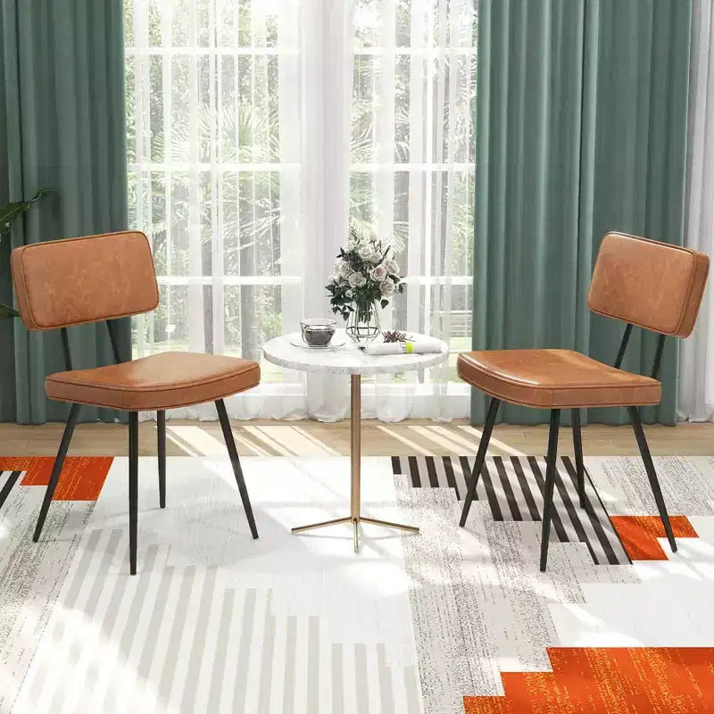 Lot de 2 chaises de salle à manger Costway avec revêtement en cuir PU, assise en éponge, design cascade, marron/vert