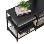Meuble TV VECELO avec support et prise de courant, Console avec centre de divertissement réglable en hauteur et étagères de rangement pour TV de 70 po, Noir/Marron