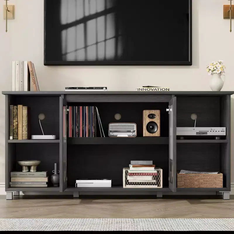 Meuble TV moderne pour téléviseur 65 pouces, meuble de divertissement noir avec étagères de rangement et portes en verre, console multimédia en bois pour salon