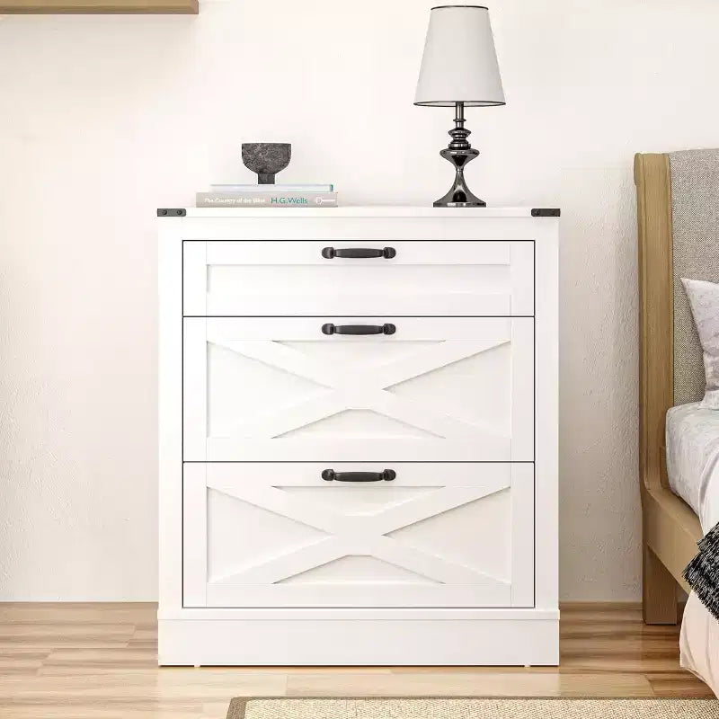 Heynemo Table de chevet large pour chambre à coucher, table de chevet en bois en forme de X avec 3 tiroirs, table d'appoint de style ferme avec tiroirs, table de chevet pour la maison, blanc