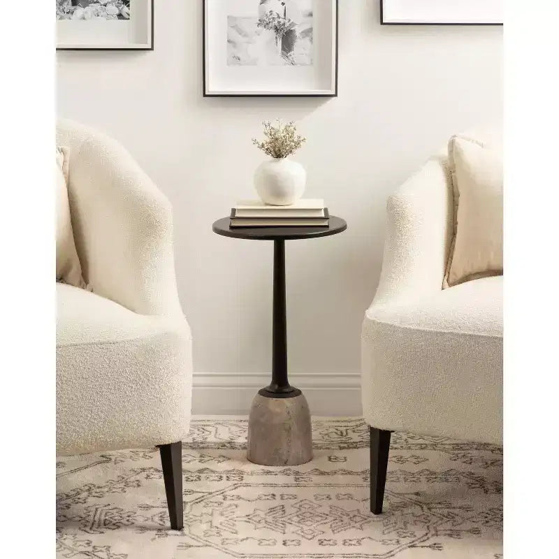 Table d'appoint Kate and Laurel Nyall ronde en métal et marbre