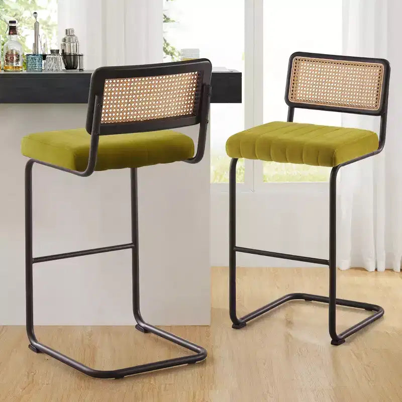 Bekrvio 30 Tabourets de bar pivotants lot de 2/3/4 avec dossier en rotin, revêtement en velours et cadre en métal noir, tabouret de cuisine moderne du milieu du siècle pour îlot de cuisine et bar