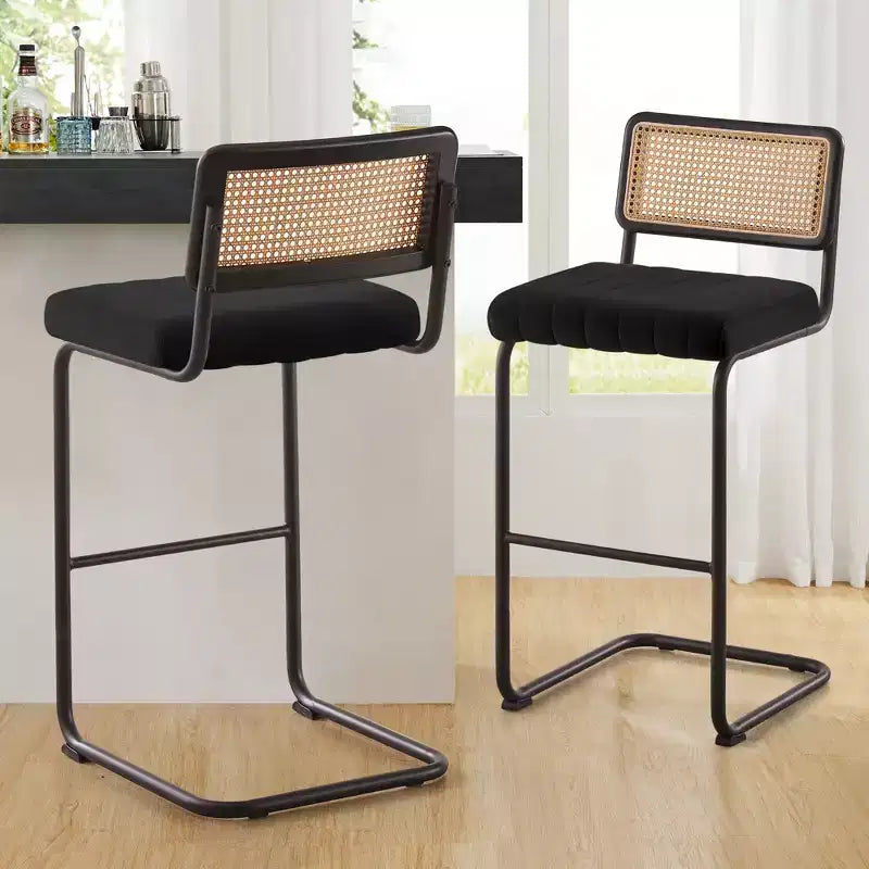 Bekrvio 30 Tabourets de bar pivotants lot de 2/3/4 avec dossier en rotin, revêtement en velours et cadre en métal noir, tabouret de cuisine moderne du milieu du siècle pour îlot de cuisine et bar