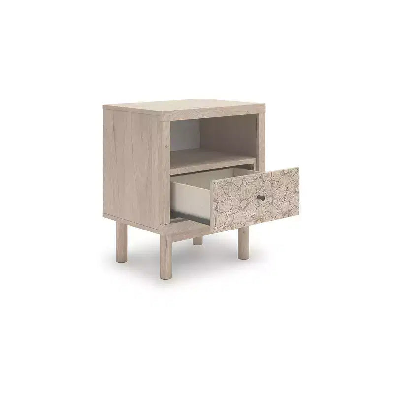 Table de Chevet Birkmore de Signature Design by Ashley avec Un Tiroir et Port de Charge USB, Finition Chêne Clair, Tiroir à Accents Floraux, Beige
