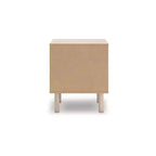 Table de Chevet Birkmore de Signature Design by Ashley avec Un Tiroir et Port de Charge USB, Finition Chêne Clair, Tiroir à Accents Floraux, Beige
