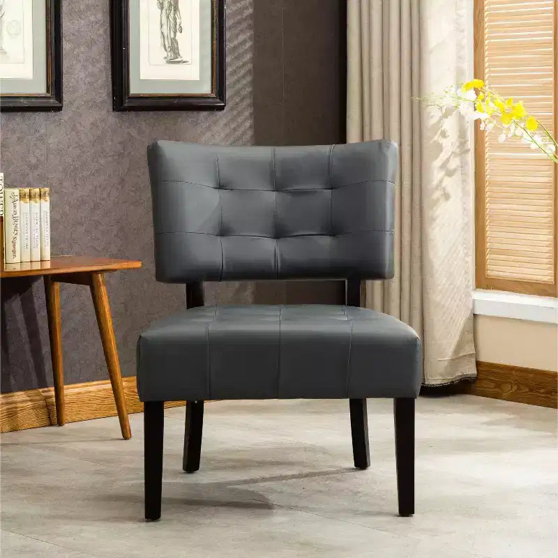 Fauteuil d'appoint moderne Okak avec revêtement touffeté confortable, coussins profonds, fauteuil en cuir mélangé avec assise surdimensionnée et pieds en bois massif.