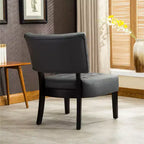 Fauteuil d'appoint moderne Okak avec revêtement touffeté confortable, coussins profonds, fauteuil en cuir mélangé avec assise surdimensionnée et pieds en bois massif.