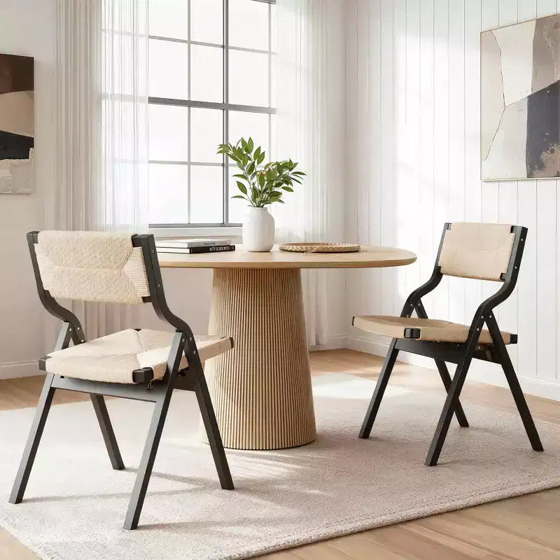 MAYEERTY Lot de 2 chaises de salle à manger pliantes et empilables en bois, assise et dossier tissés, noir - naturel