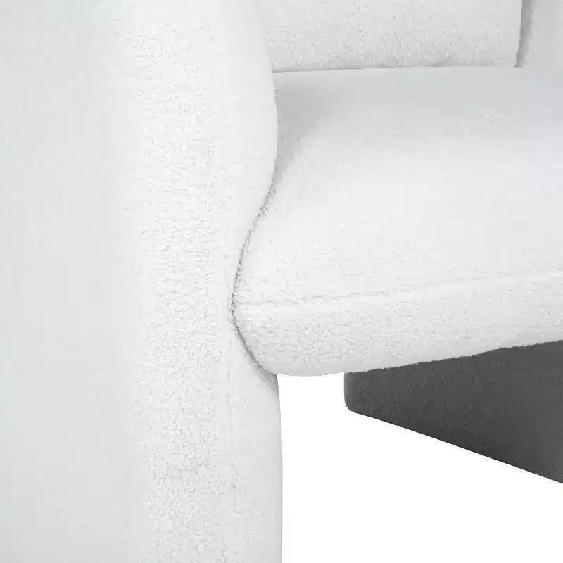 Fauteuil d'appoint minimaliste Okak en tissu polaire Teddy avec oreiller douillet, fauteuil simple pour salon, bureau, chambre à coucher