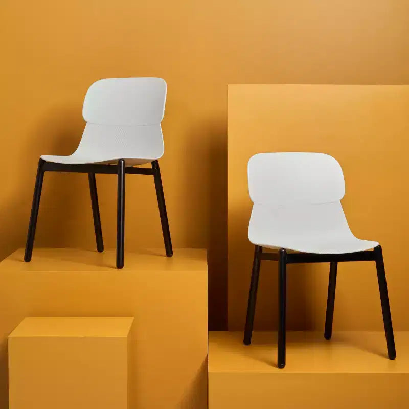 Chaise de salle à manger en plastique moulé Abbie (lot de 2) - SFV6900 - Safavieh Couture