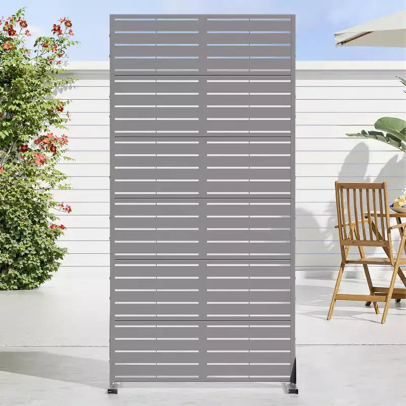 72 H35W Dovelina Gray Paravent métallique autoportant pour extérieur Clôture de jardin décorative