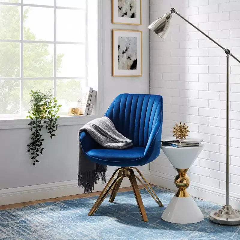 Fauteuil d'appoint pivotant Art Leon en velours confortable avec pieds dorés