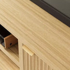 Meuble TV Garvee cannelé pour 80 pouces, meuble de divertissement moderne avec rangement, meuble média en bois avec porte cannelée pour salon