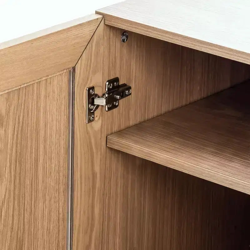 Armoires de rangement élégantes et généreuses à porte vitrée avec un grand espace de rangement, à la fois pratiques et esthétiques